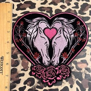 PATCH Heart-Shaped Horse Embroidered Patch